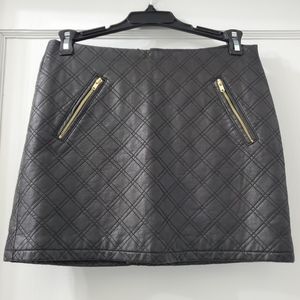 Faux Leather Mini Skirt (Size 00)